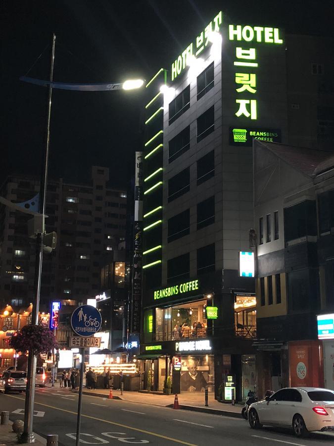 Bridge Hotel Busan Exterior foto