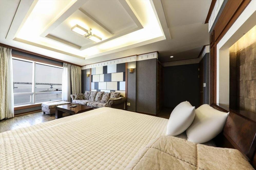 Bridge Hotel Busan Exterior foto